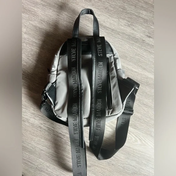 Steve Madden Black Backpack - Picture 3 of 4